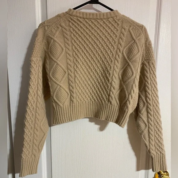 Aritzia Sunday Best Peggy Cropped Merino Wool Cable Knit Cream Sweater 2XS - Picture 10 of 14
